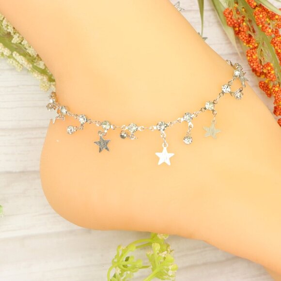 "Handmade Anklet – Elegant & Delicate Jewelry for Women | UNVRC1310 - Picture 2 of 10